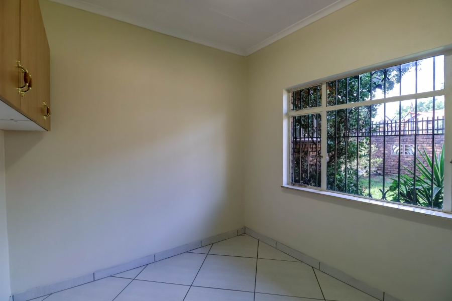3 Bedroom Property for Sale in Wierda Park Gauteng