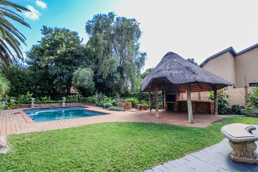 3 Bedroom Property for Sale in Wierda Park Gauteng