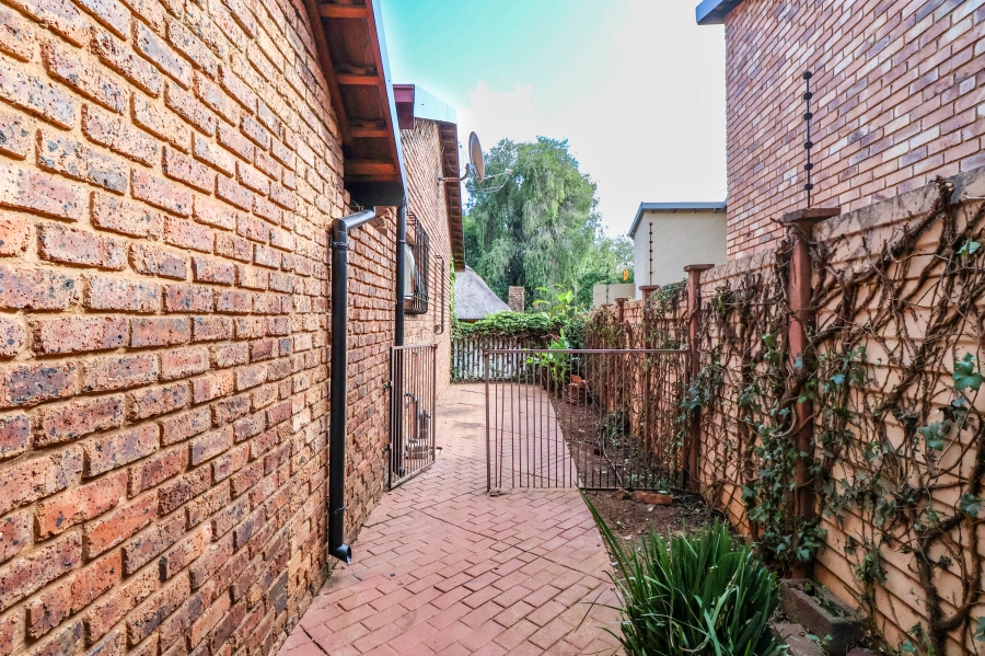 3 Bedroom Property for Sale in Wierda Park Gauteng