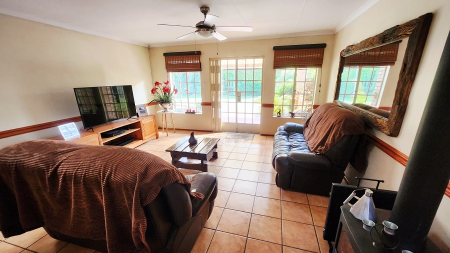 4 Bedroom Property for Sale in Eldoraigne Gauteng