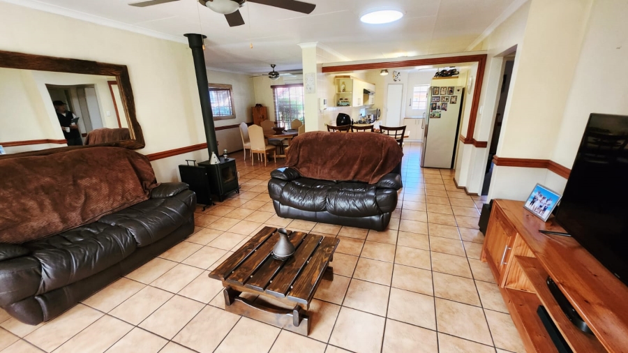 4 Bedroom Property for Sale in Eldoraigne Gauteng