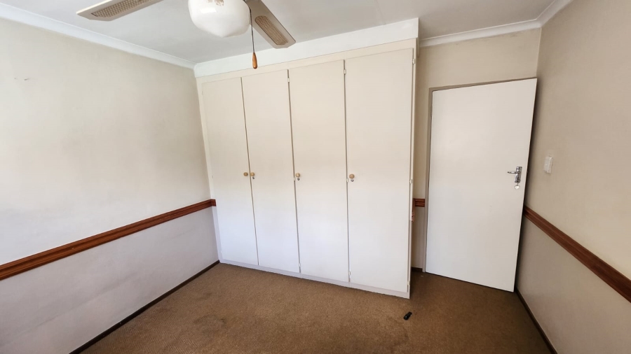 4 Bedroom Property for Sale in Eldoraigne Gauteng