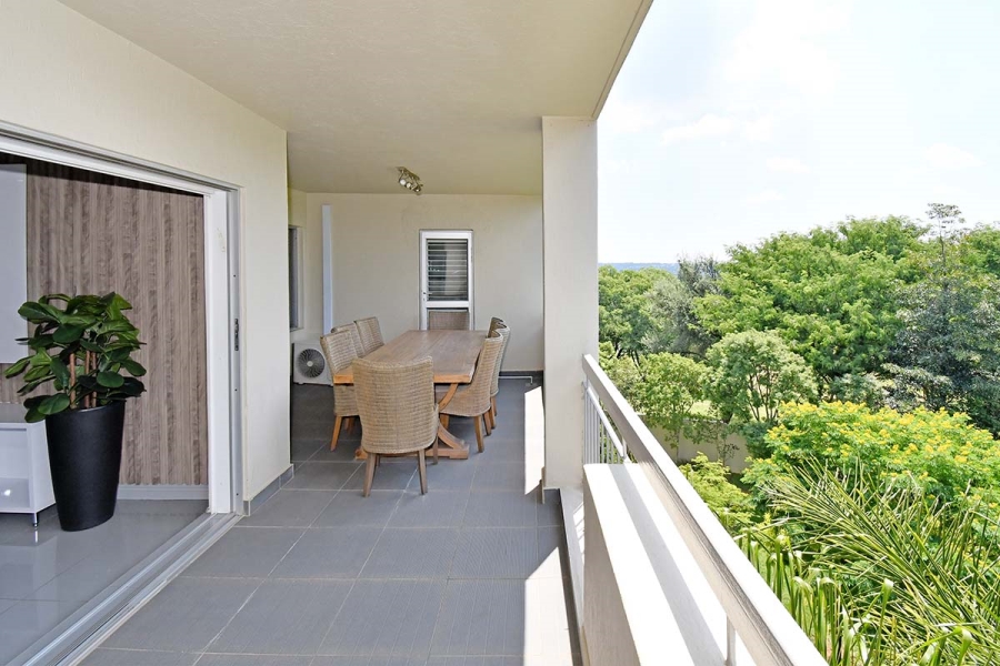 To Let 3 Bedroom Property for Rent in Sandhurst Gauteng