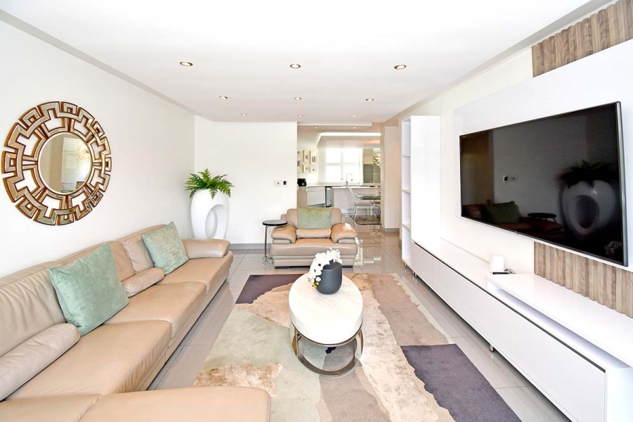 To Let 3 Bedroom Property for Rent in Sandhurst Gauteng