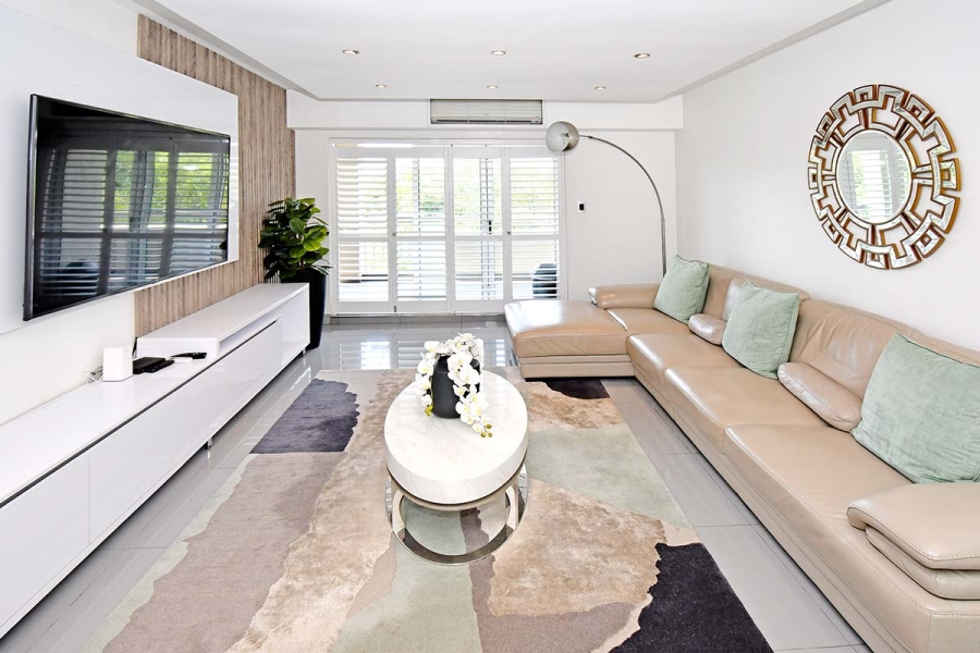 To Let 3 Bedroom Property for Rent in Sandhurst Gauteng