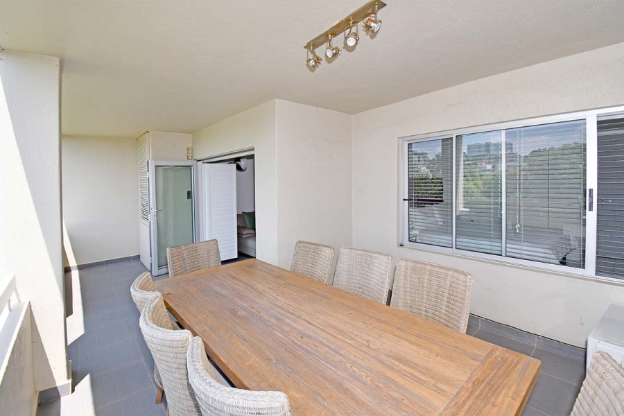 To Let 3 Bedroom Property for Rent in Sandhurst Gauteng