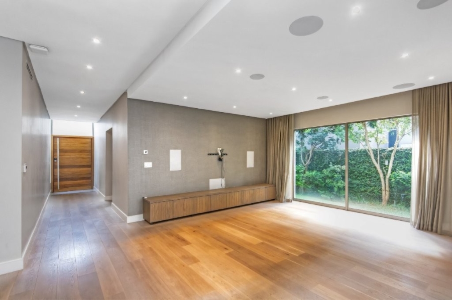 4 Bedroom Property for Sale in Sunset Acres Gauteng