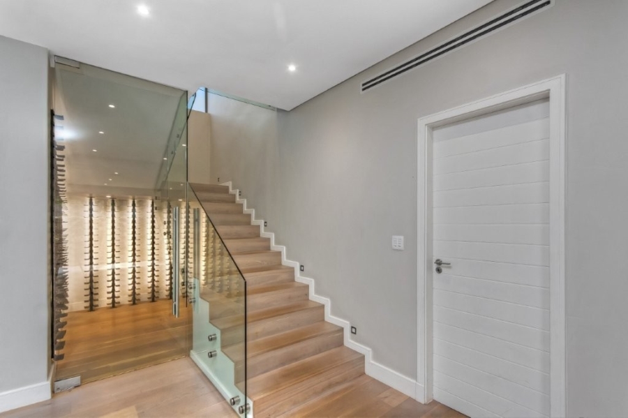 4 Bedroom Property for Sale in Sunset Acres Gauteng