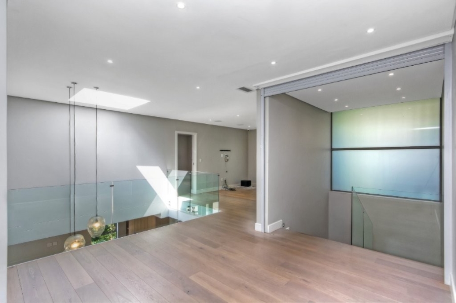 4 Bedroom Property for Sale in Sunset Acres Gauteng