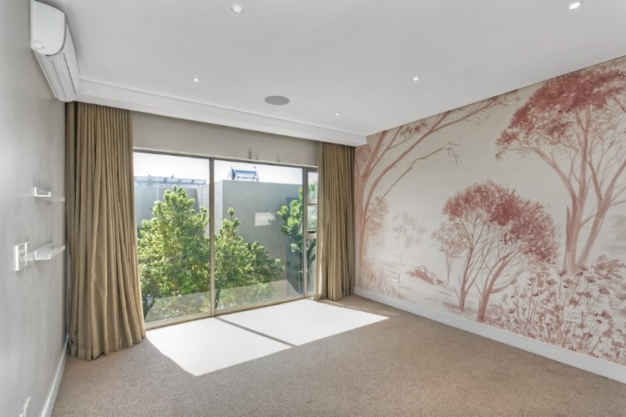 4 Bedroom Property for Sale in Sunset Acres Gauteng