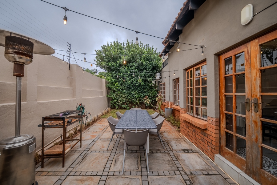 3 Bedroom Property for Sale in Faerie Glen Gauteng