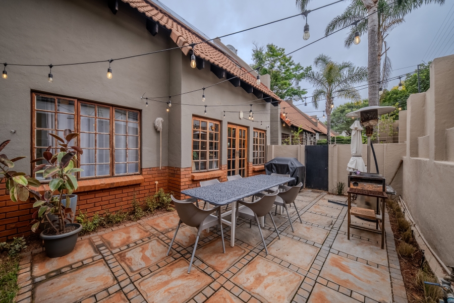 3 Bedroom Property for Sale in Faerie Glen Gauteng