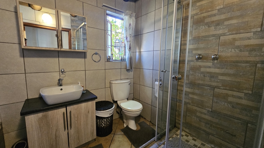 To Let 4 Bedroom Property for Rent in Garsfontein Gauteng