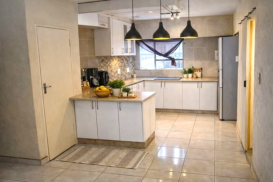 2 Bedroom Property for Sale in Edleen Gauteng