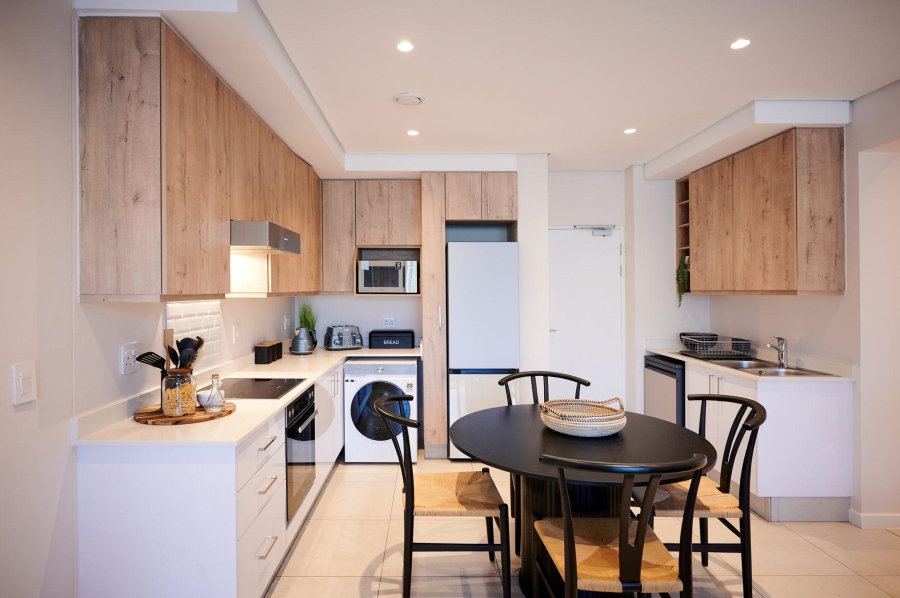 To Let 2 Bedroom Property for Rent in Hurlingham Gauteng