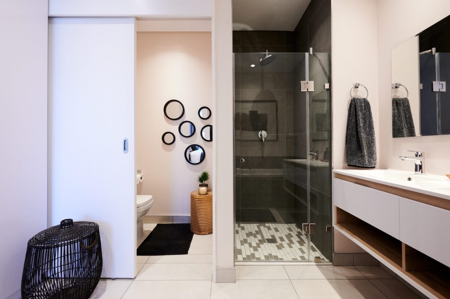 To Let 2 Bedroom Property for Rent in Hurlingham Gauteng