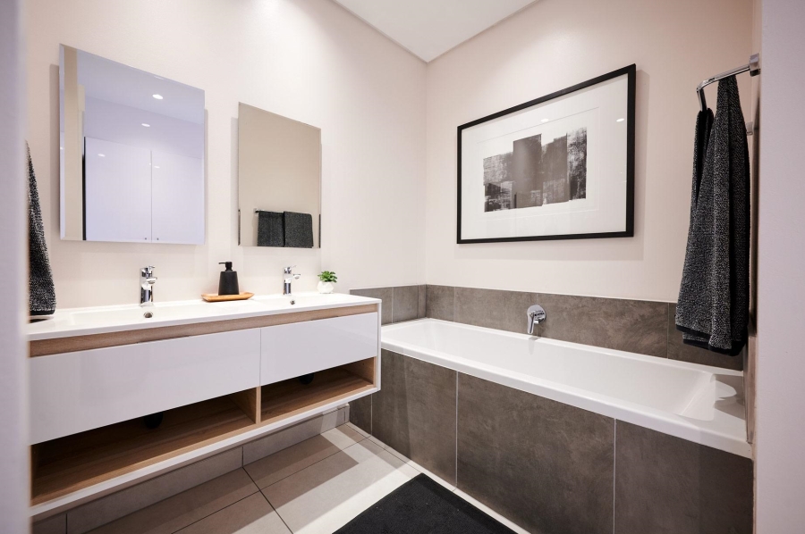 To Let 2 Bedroom Property for Rent in Hurlingham Gauteng