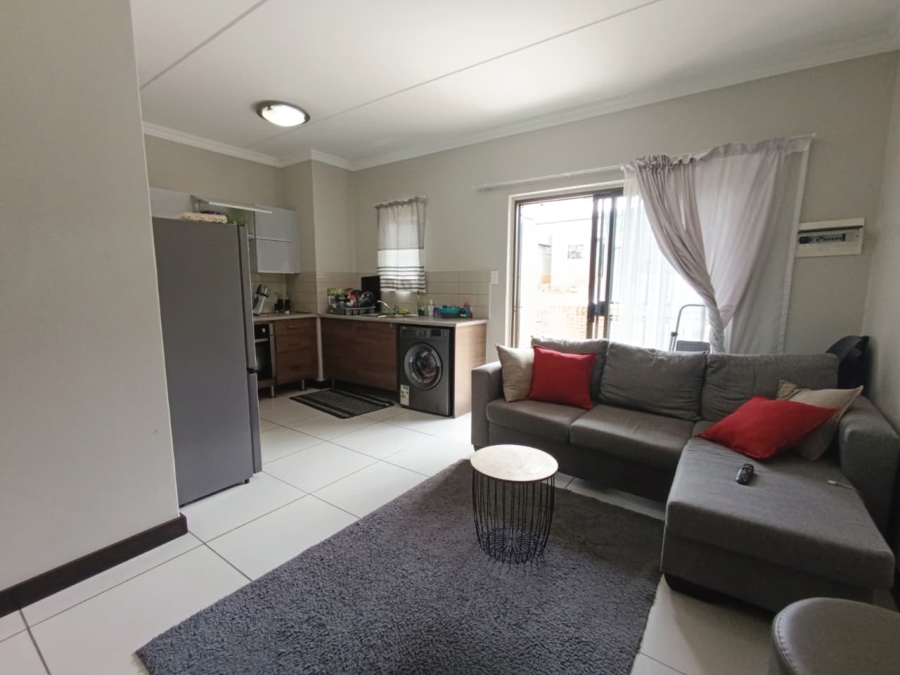 1 Bedroom Property for Sale in Halfway Gardens Gauteng
