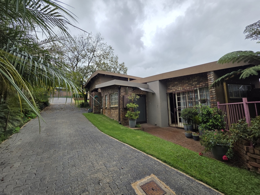 4 Bedroom Property for Sale in Moreleta Park Gauteng