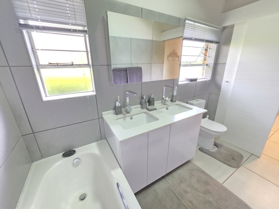 4 Bedroom Property for Sale in Moreleta Park Gauteng