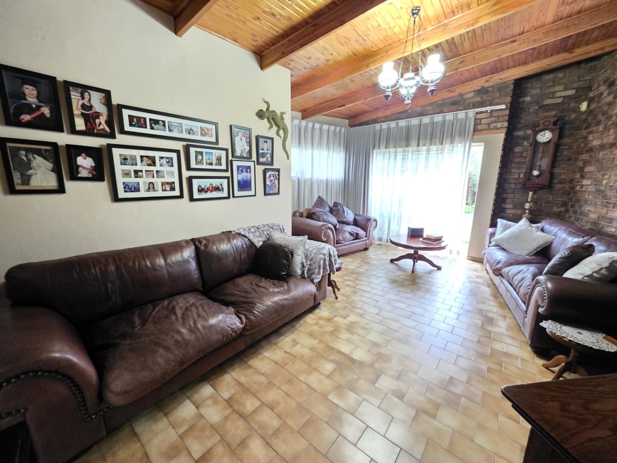 4 Bedroom Property for Sale in Moreleta Park Gauteng