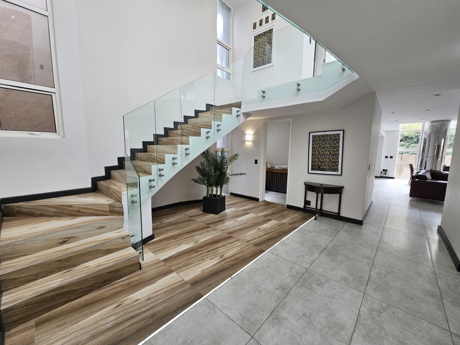 To Let 4 Bedroom Property for Rent in Sandhurst Gauteng