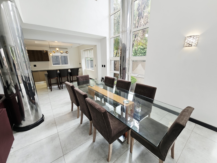 To Let 4 Bedroom Property for Rent in Sandhurst Gauteng