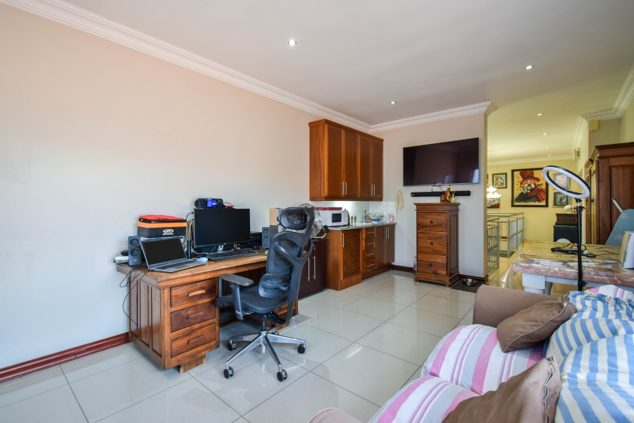 4 Bedroom Property for Sale in Midstream Estate Gauteng