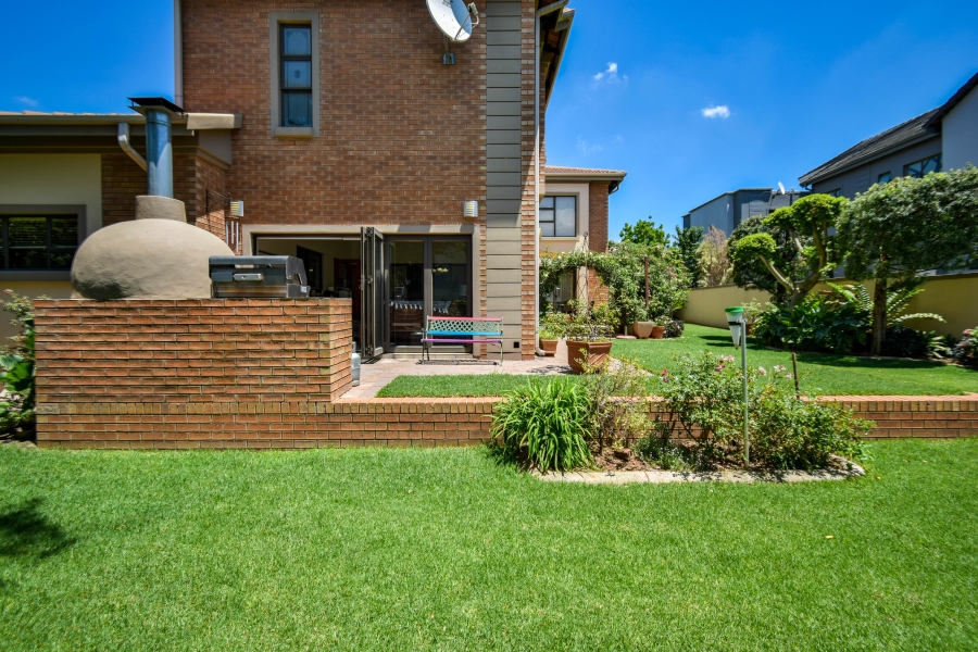 4 Bedroom Property for Sale in Midstream Estate Gauteng