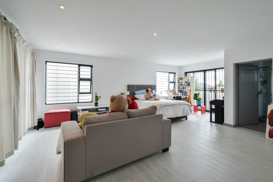 4 Bedroom Property for Sale in Moreleta Park Gauteng