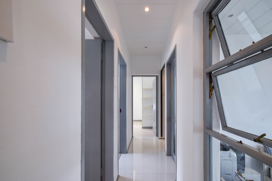 4 Bedroom Property for Sale in Moreleta Park Gauteng