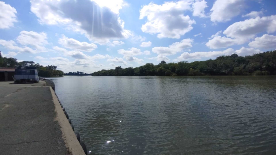 0 Bedroom Property for Sale in Peacehaven Gauteng