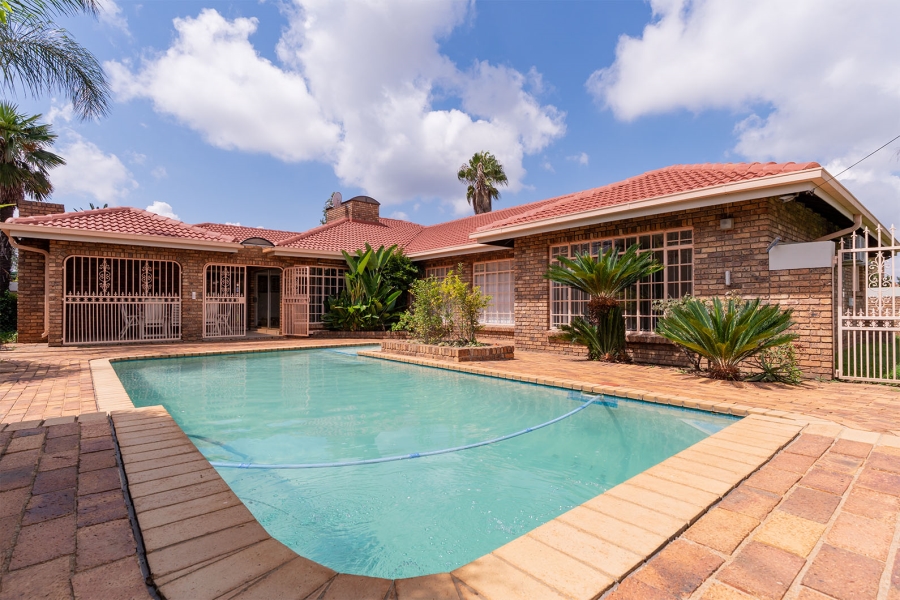 4 Bedroom Property for Sale in Bartlett Gauteng