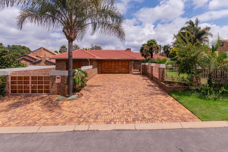 4 Bedroom Property for Sale in Bartlett Gauteng