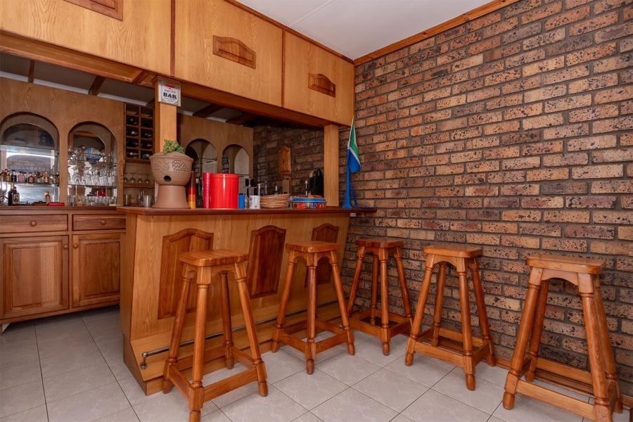 4 Bedroom Property for Sale in Bartlett Gauteng