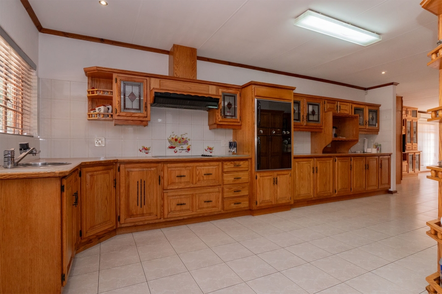 4 Bedroom Property for Sale in Bartlett Gauteng