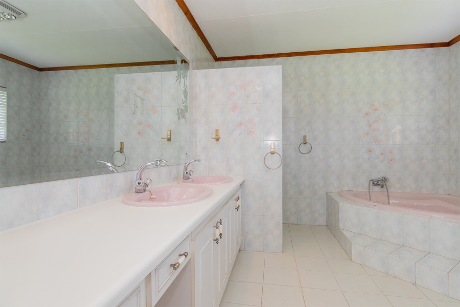 4 Bedroom Property for Sale in Bartlett Gauteng