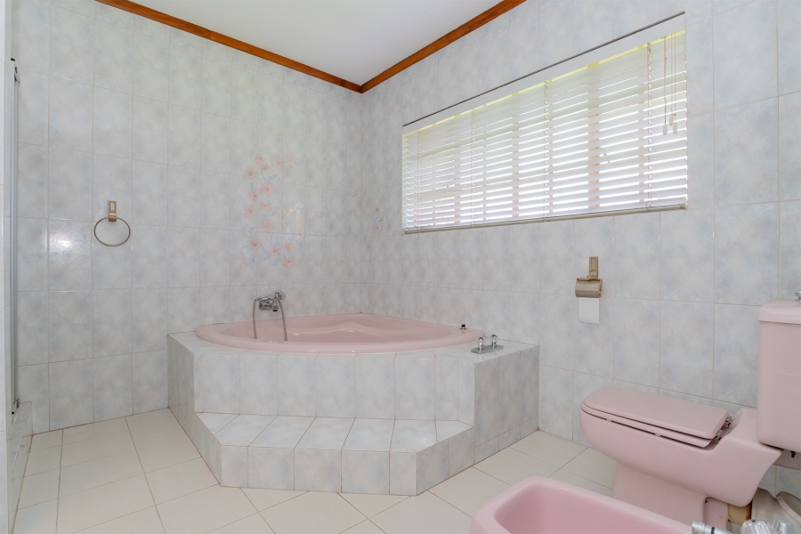 4 Bedroom Property for Sale in Bartlett Gauteng