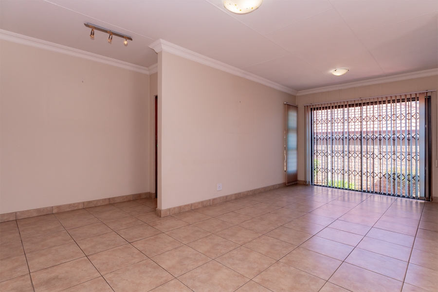 2 Bedroom Property for Sale in Parkrand Gauteng