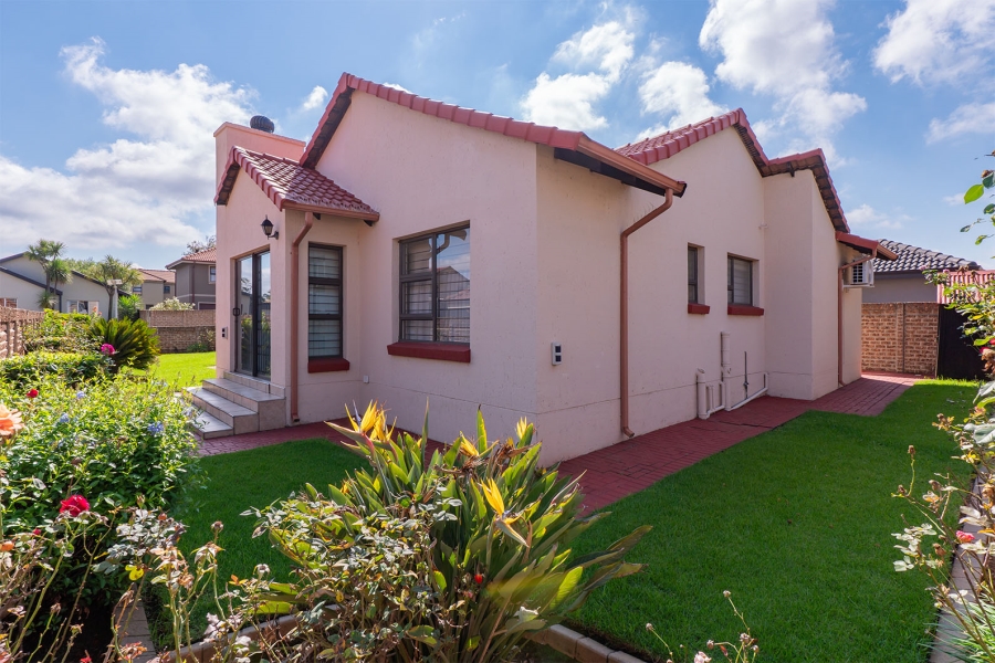 2 Bedroom Property for Sale in Parkrand Gauteng