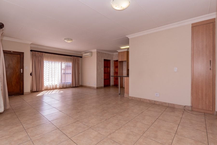 2 Bedroom Property for Sale in Parkrand Gauteng