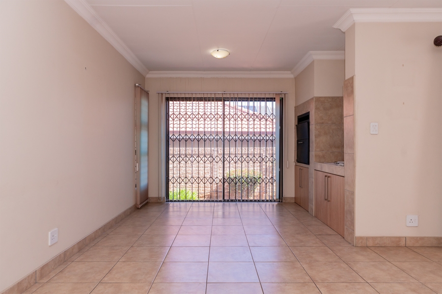 2 Bedroom Property for Sale in Parkrand Gauteng