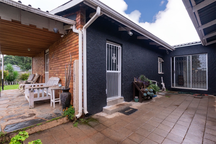 4 Bedroom Property for Sale in Klopperpark Gauteng