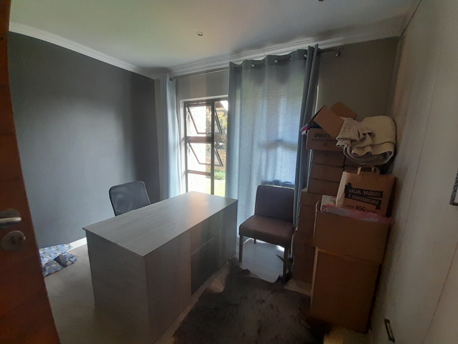 To Let 3 Bedroom Property for Rent in Pierre Van Ryneveld Gauteng