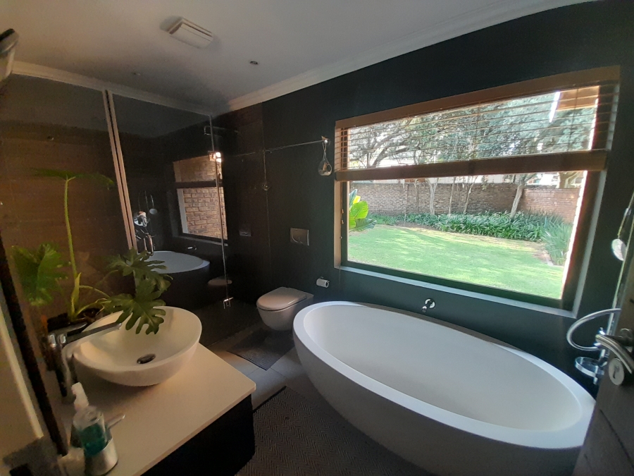 To Let 3 Bedroom Property for Rent in Pierre Van Ryneveld Gauteng