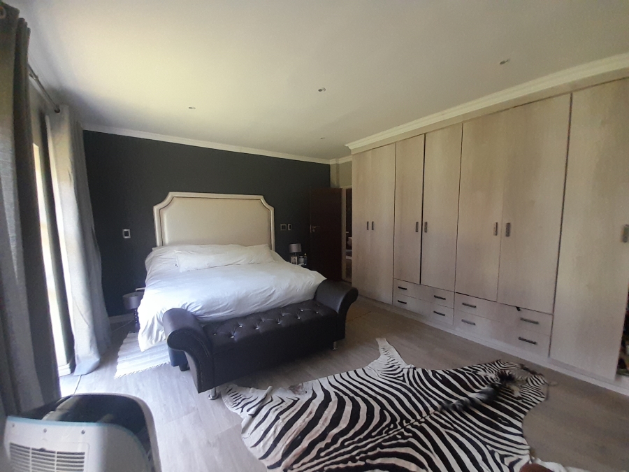 To Let 3 Bedroom Property for Rent in Pierre Van Ryneveld Gauteng