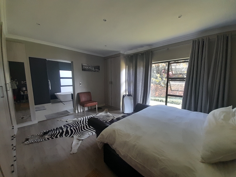 To Let 3 Bedroom Property for Rent in Pierre Van Ryneveld Gauteng