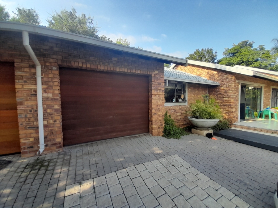 To Let 3 Bedroom Property for Rent in Pierre Van Ryneveld Gauteng