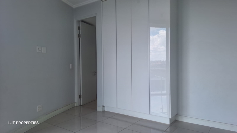 2 Bedroom Property for Sale in Waterfall Gauteng