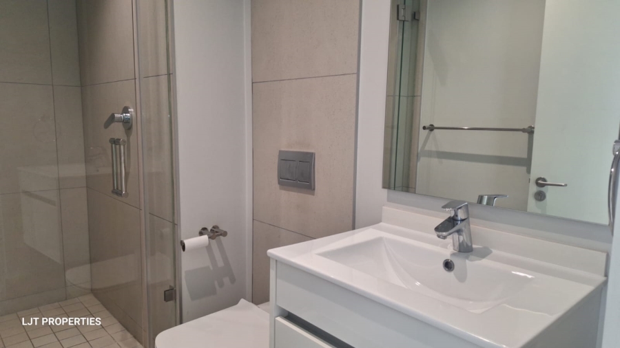 2 Bedroom Property for Sale in Waterfall Gauteng